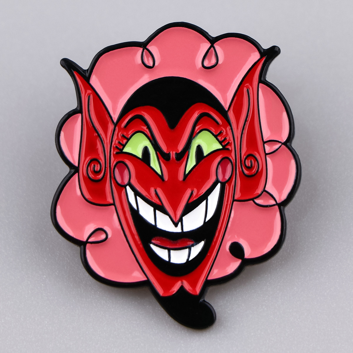 دبوس بروش من سبيكة معدنية على  - مراجعة Lapel Pin Enamel وسعره